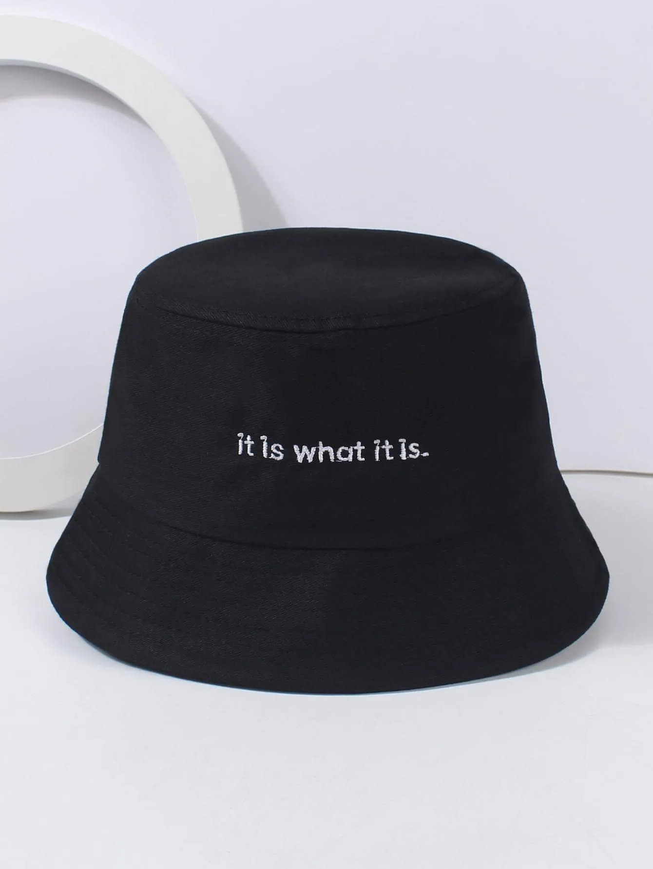 1pc Unisex Slogan Embroidered Sun Protection Fashionable Bucket Hat For Outdoor Travel