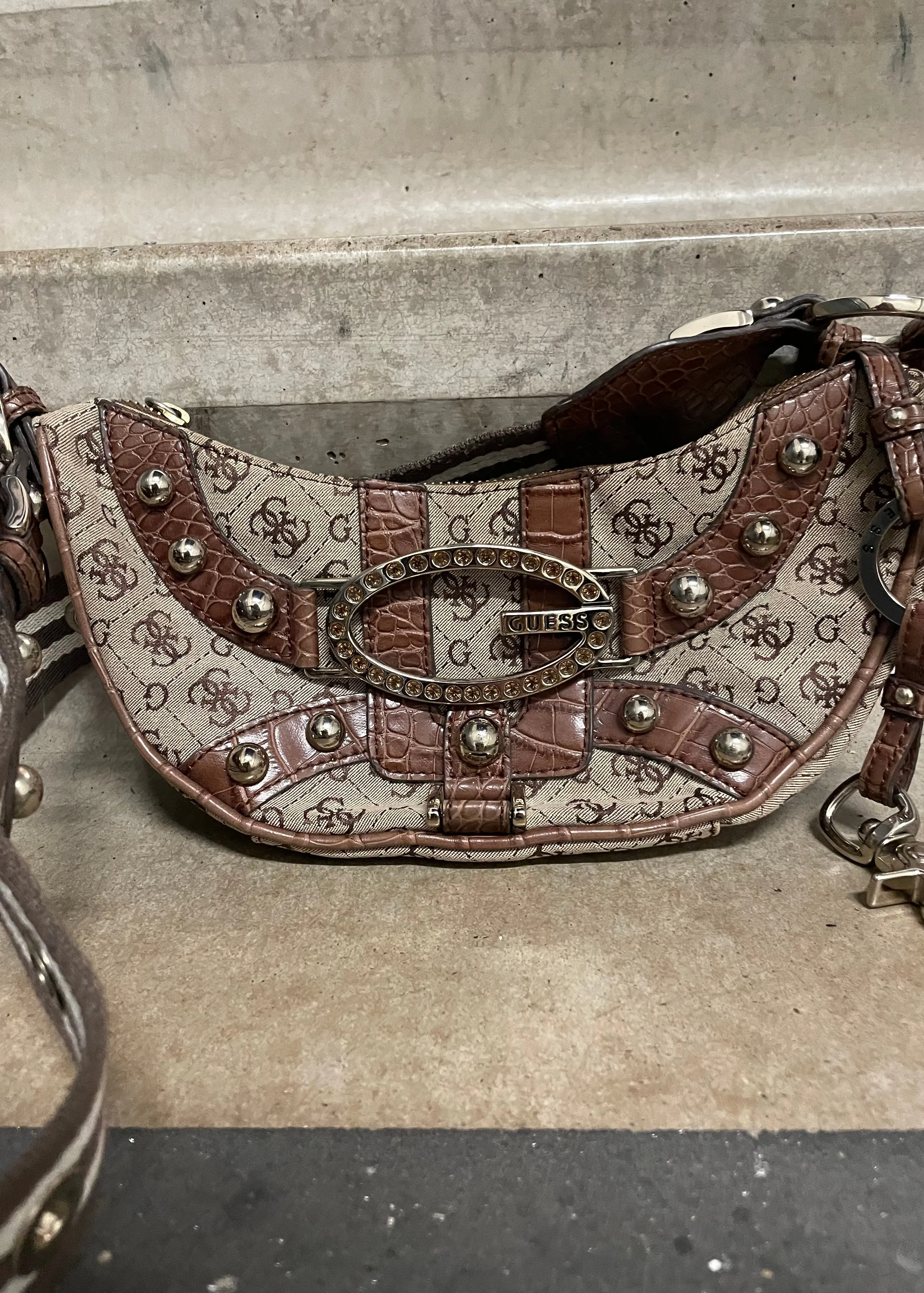 2000s Guess Bag