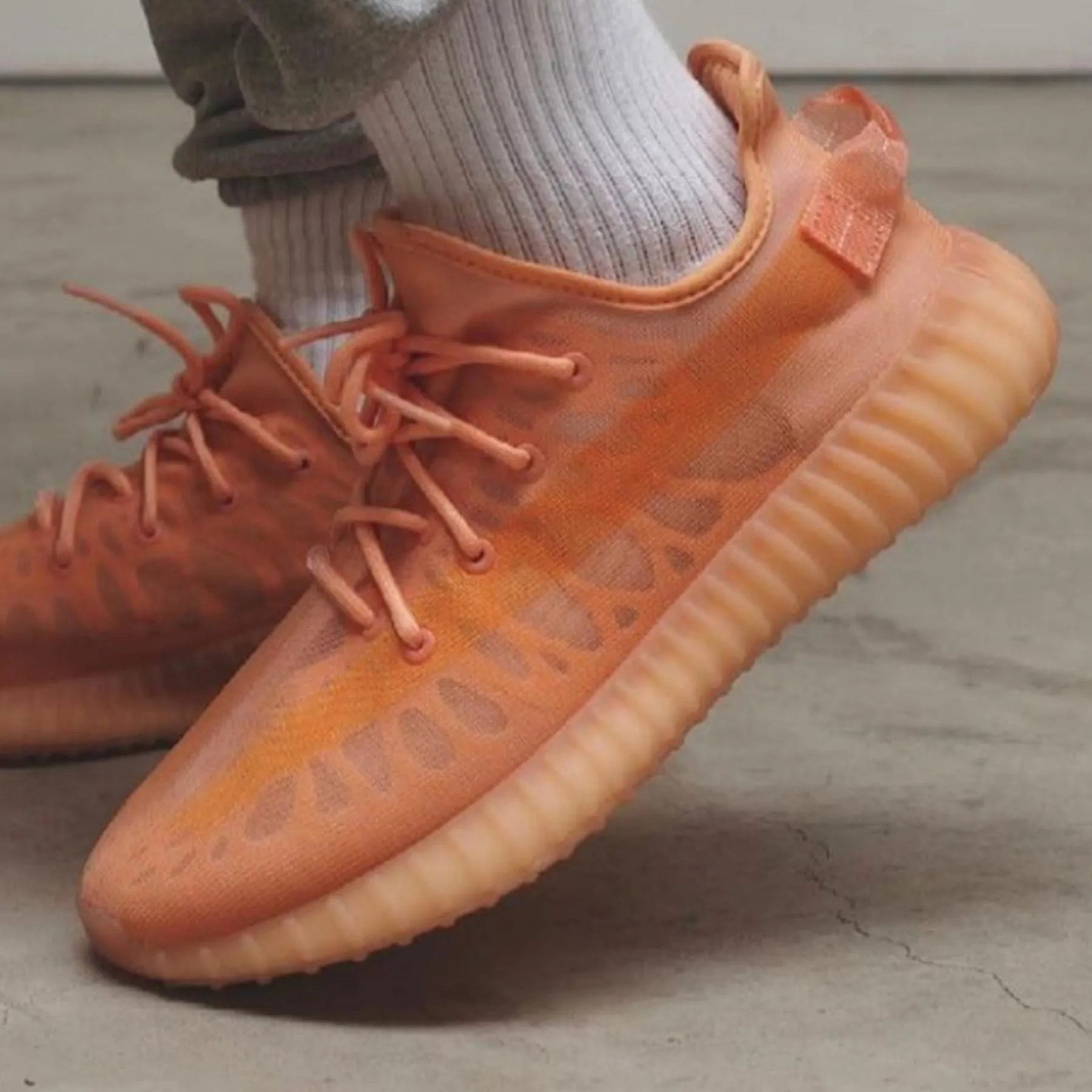 adidas Yeezy Boost 350 V2 'Mono Clay'