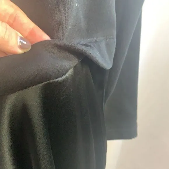 AlysiNWTBlack Maxi Dress with Hood