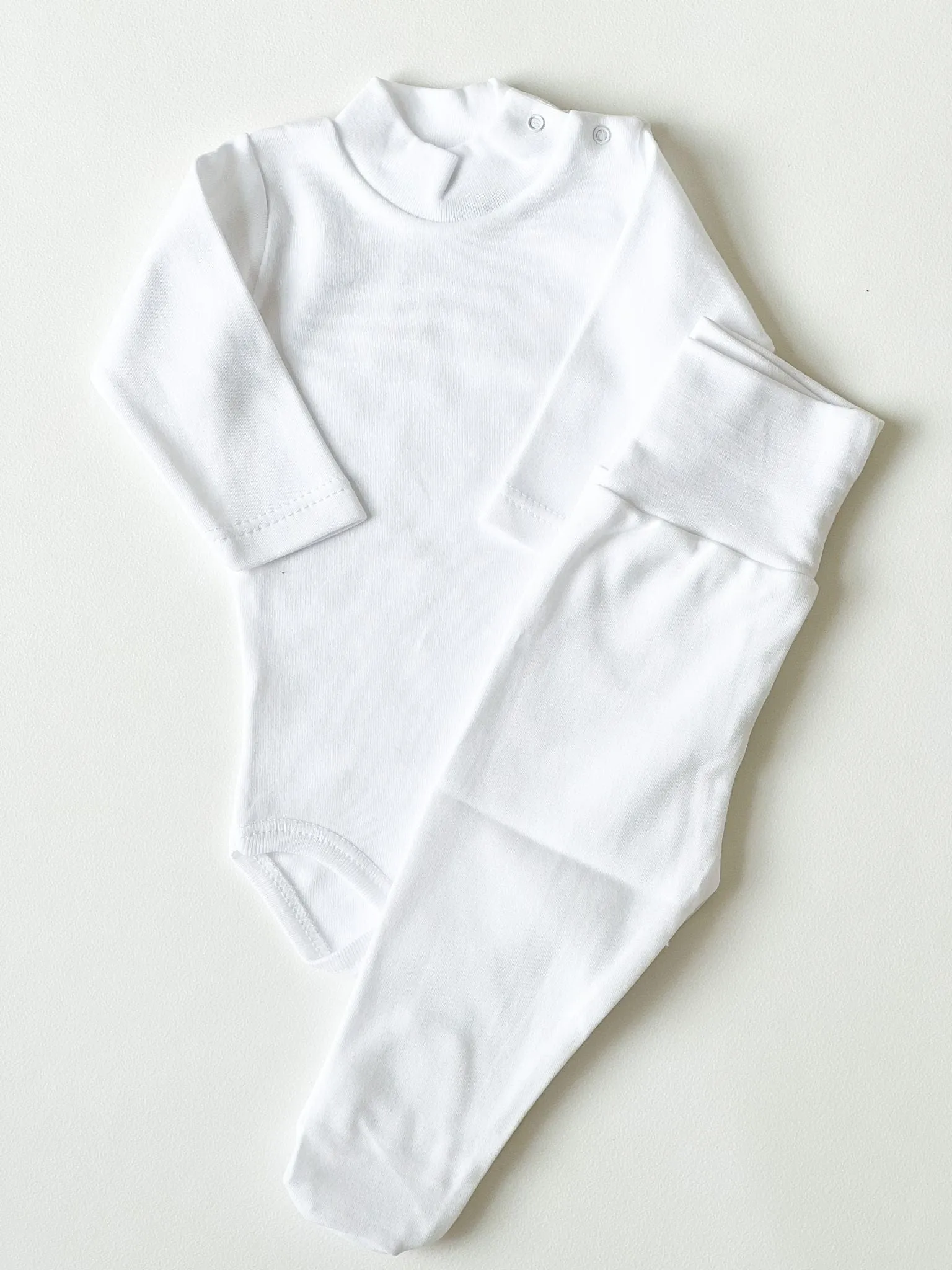 Babidu White high neck vest