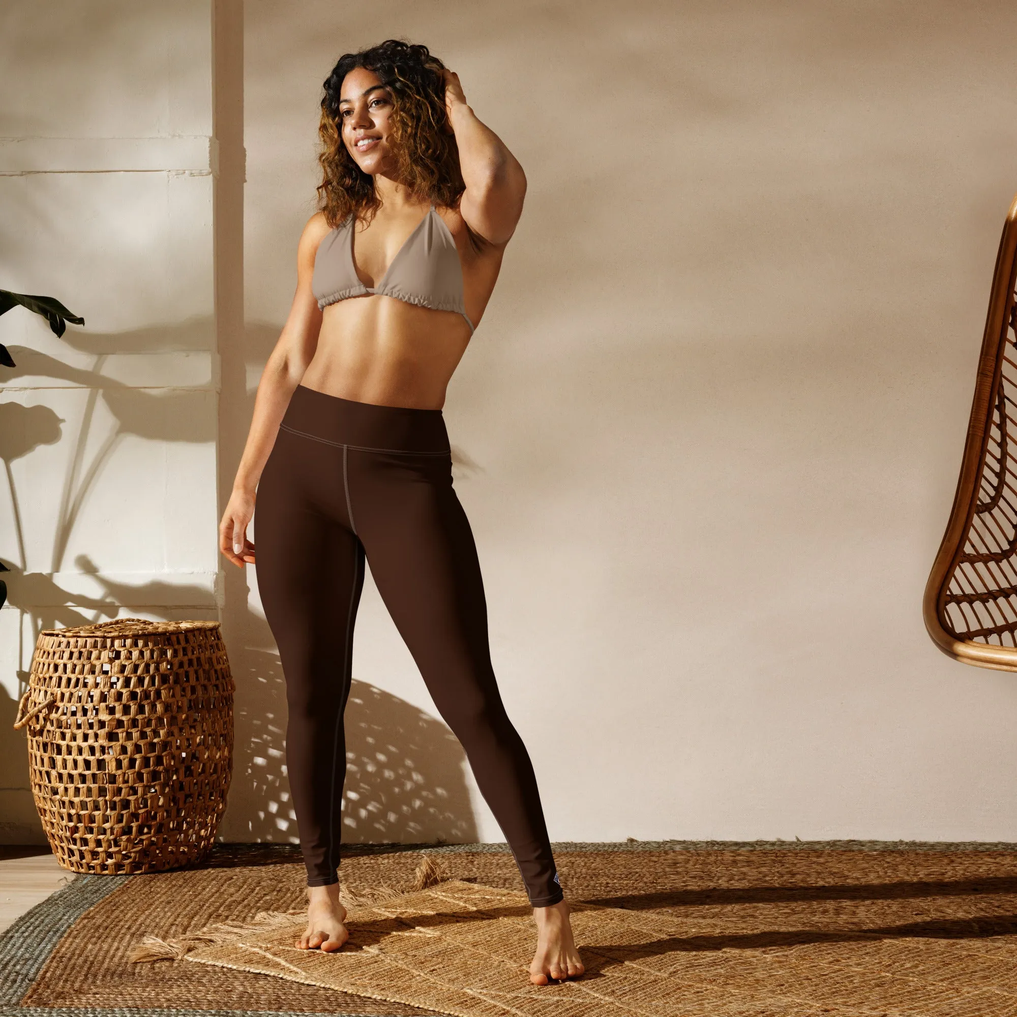 Casual Elegance: Solid Color Workout Leggings for Women - Chocolate