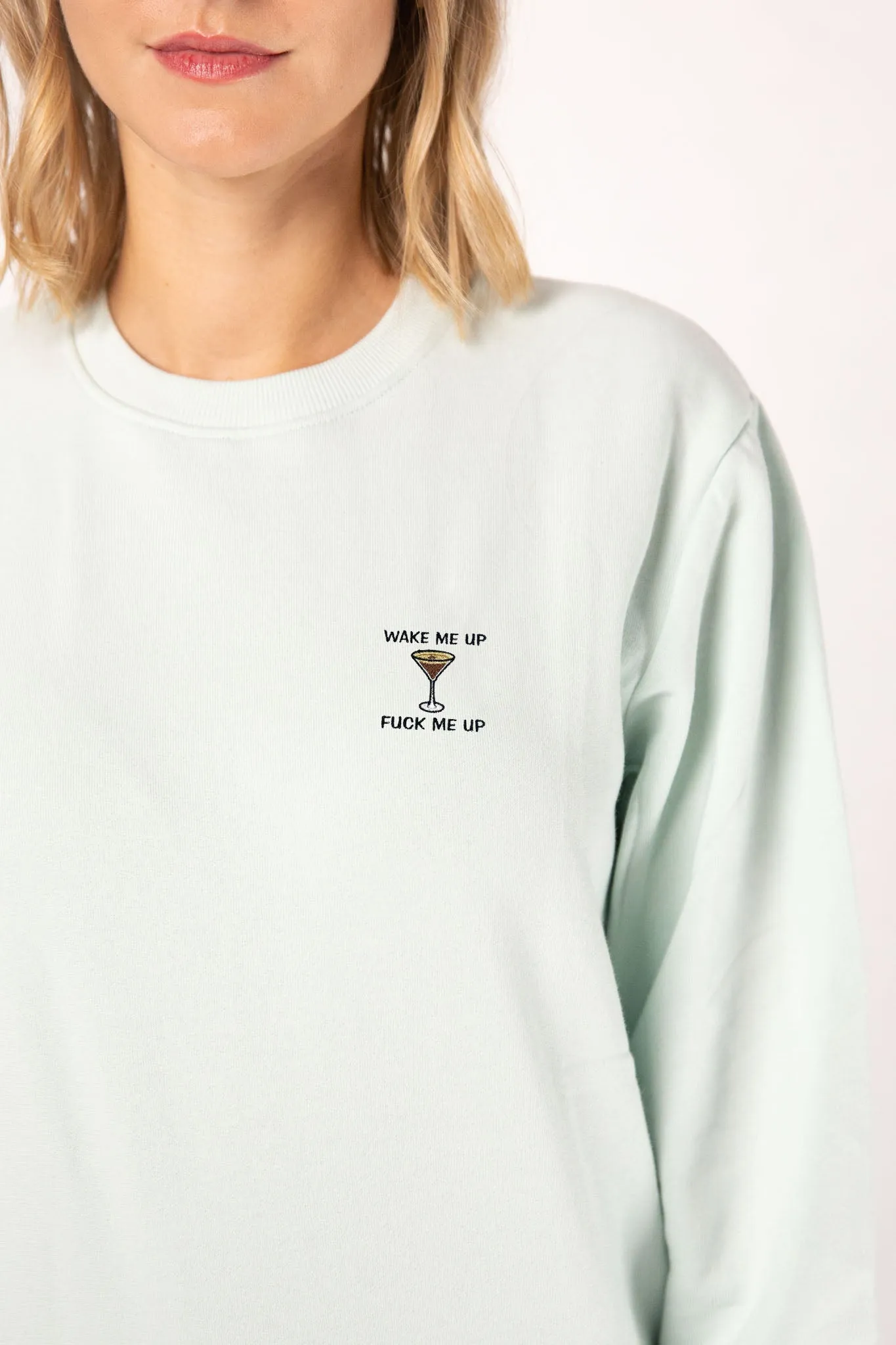 GINVASION Espresso Martini | Bestickter Bio-Baumwoll Unisex Pullover