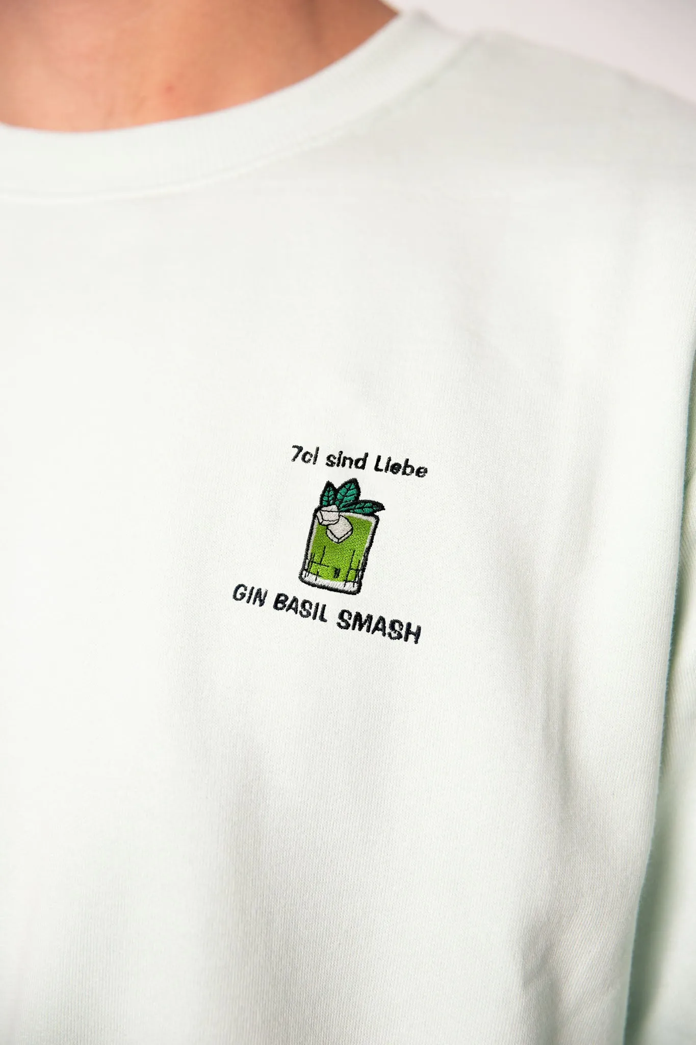 GINVASION Gin Basil Smash | Bestickter Bio-Baumwoll Unisex Pullover