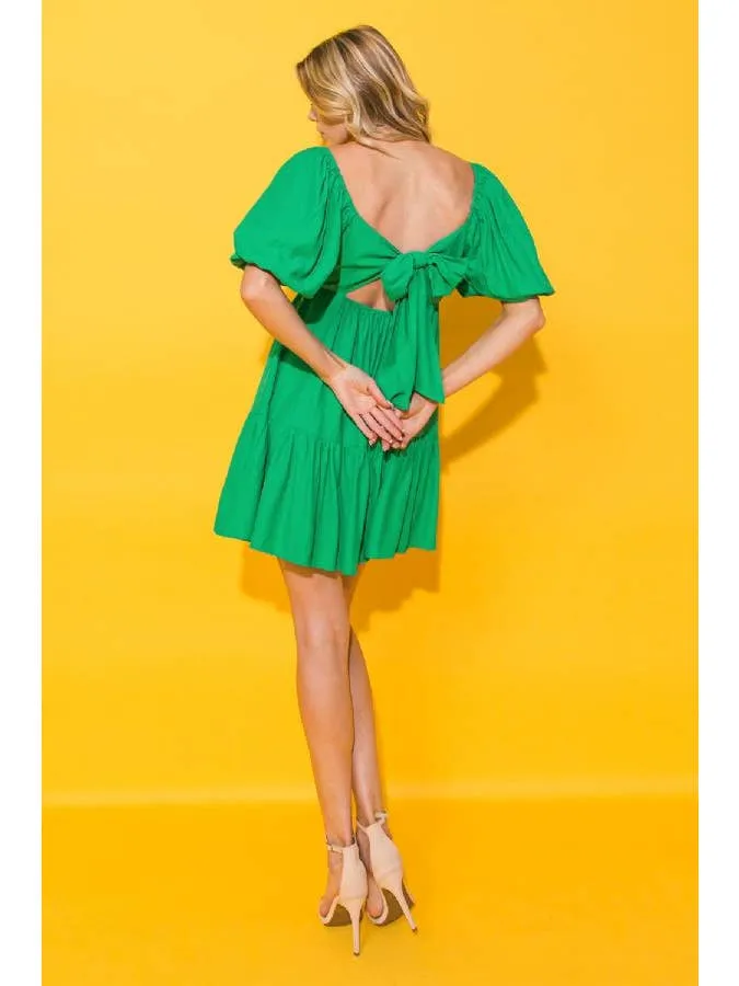 GREEN SOLID MINI DRESS WITH SWEETHEART NECKLINE AND BUBBLE SHORT SLEEVE