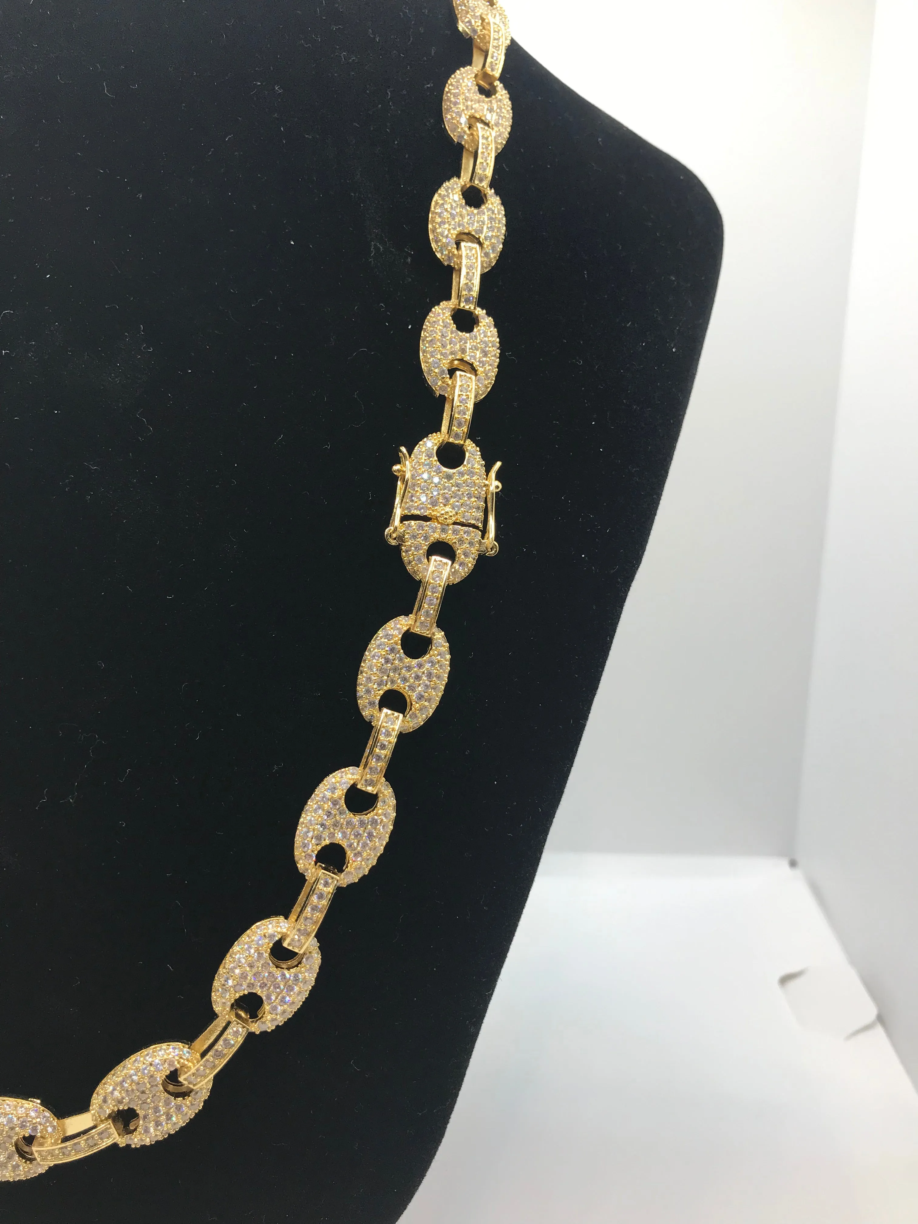 Gucci puff link iced chain