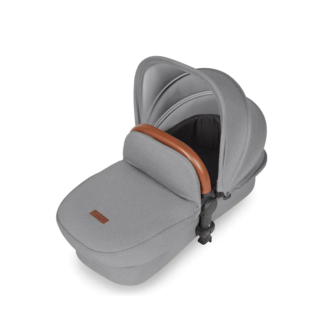 Ickle Bubba Stomp Luxe All-in-One Travel System with Isofix Base (Galaxy) - Silver/Pearl Grey/Tan