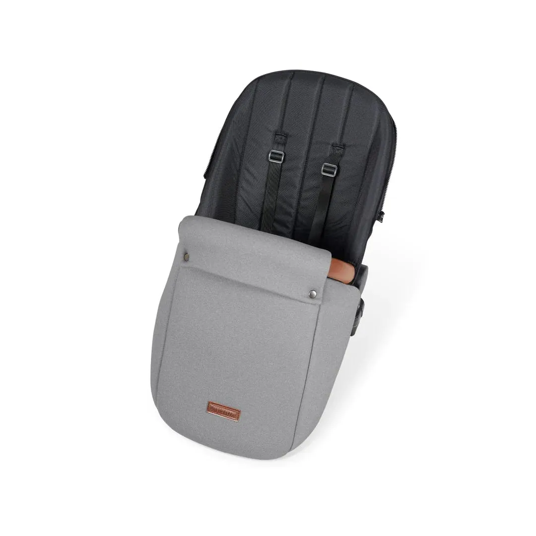 Ickle Bubba Stomp Luxe All-in-One Travel System with Isofix Base (Galaxy) - Silver/Pearl Grey/Tan