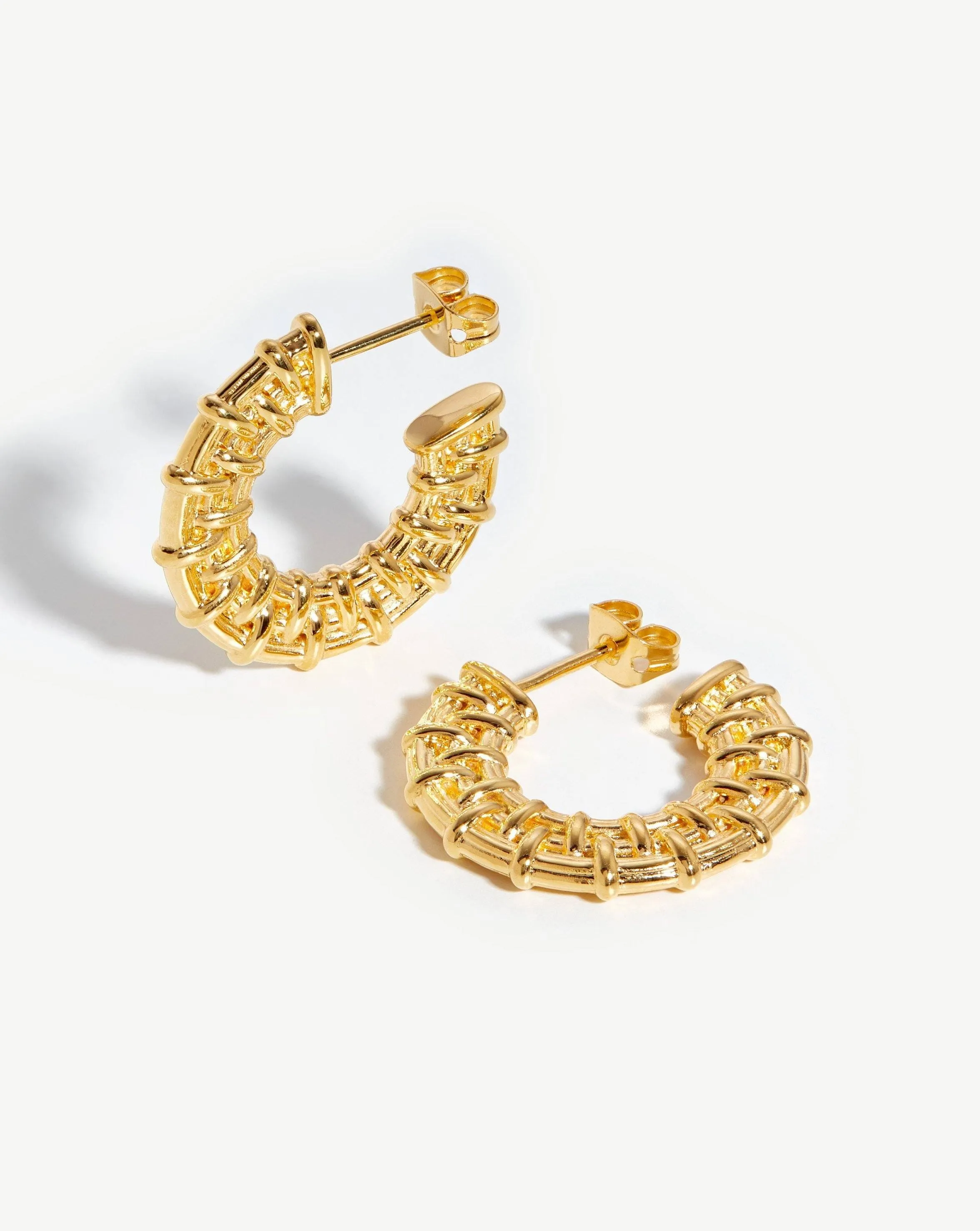 Medium Flat Raffia Hoop Earrings