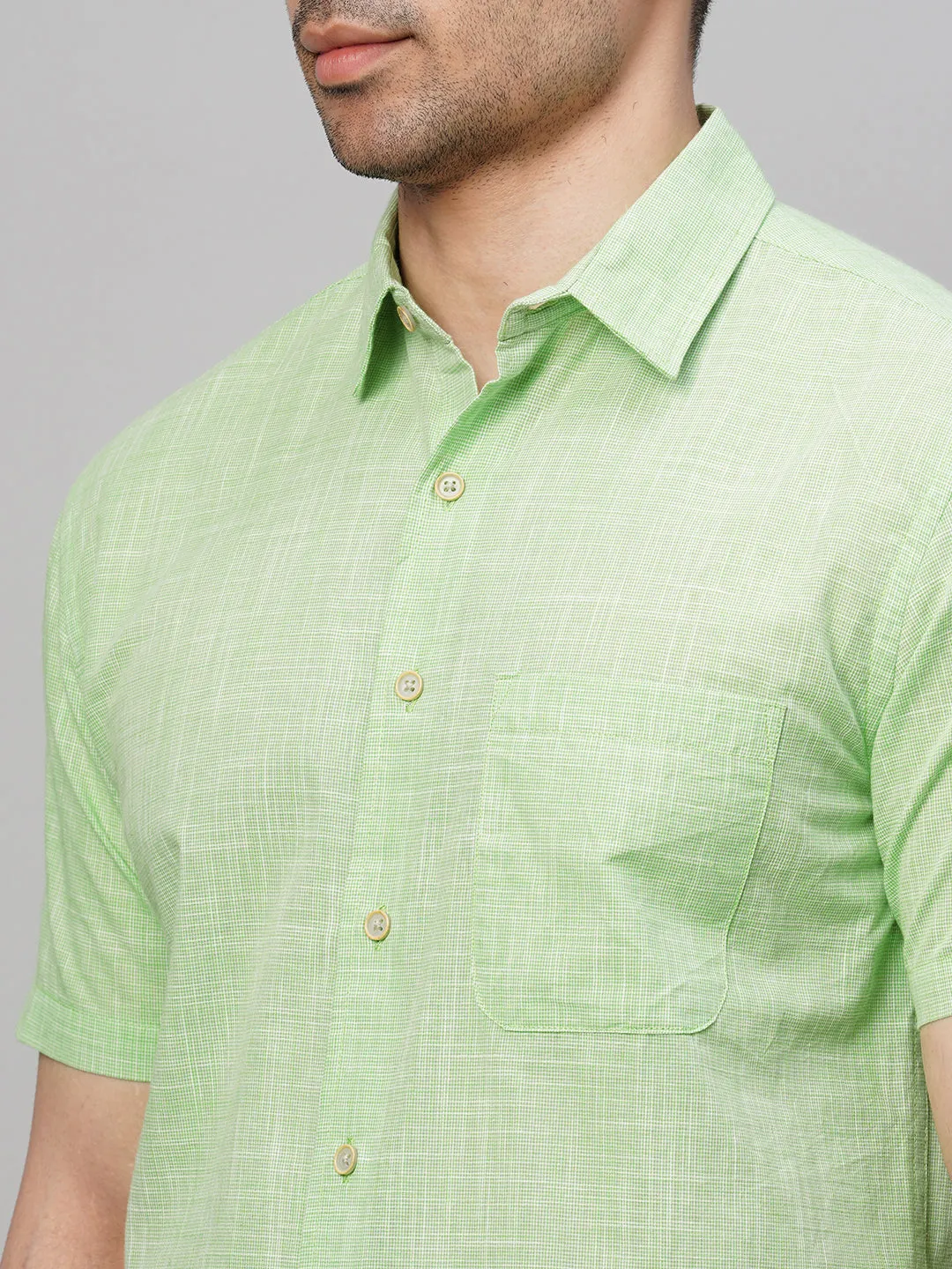 Men's Green Cotton Regular Fit Checked Shirt