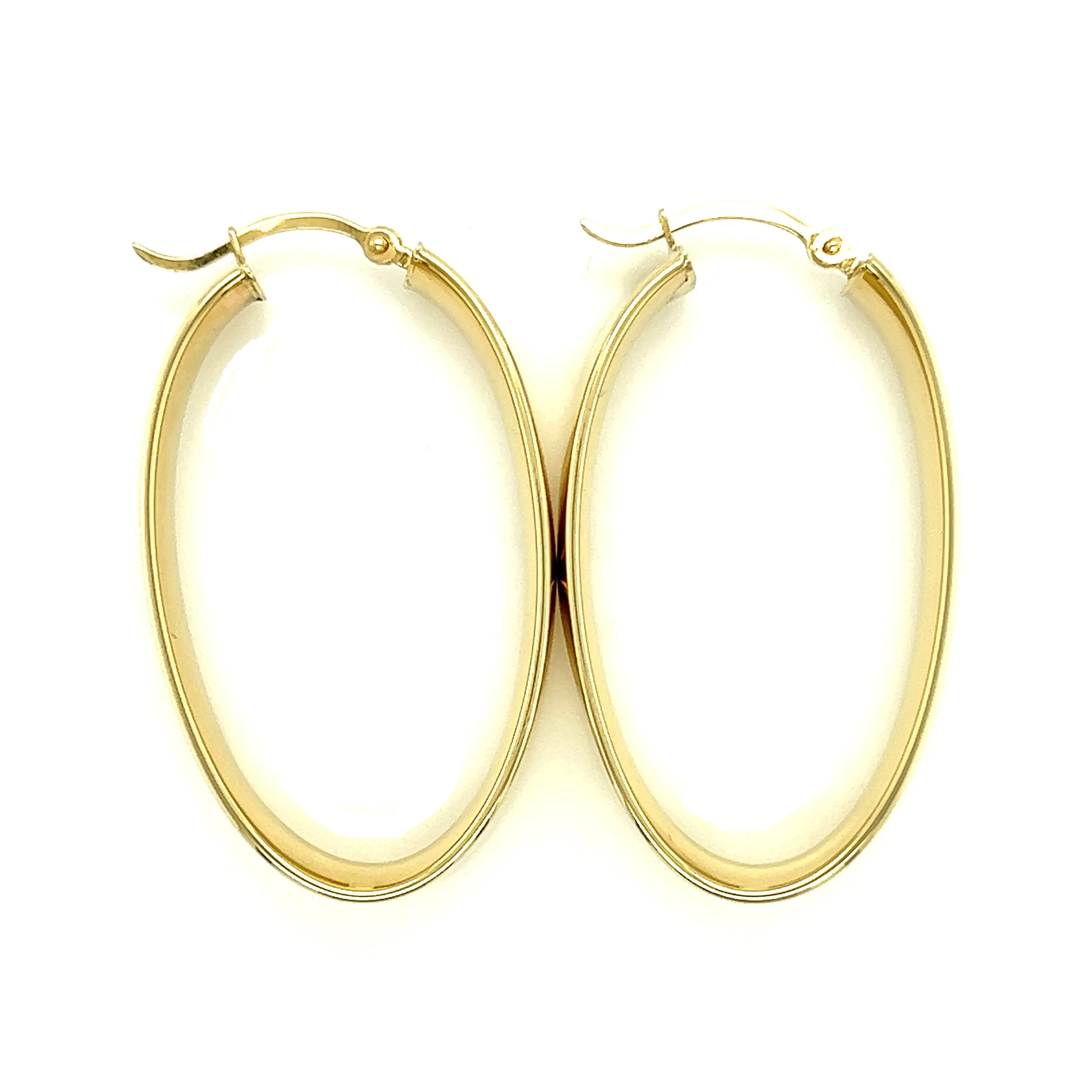 Oval Hoop 7mm Earrings in 14K Yellow Gold