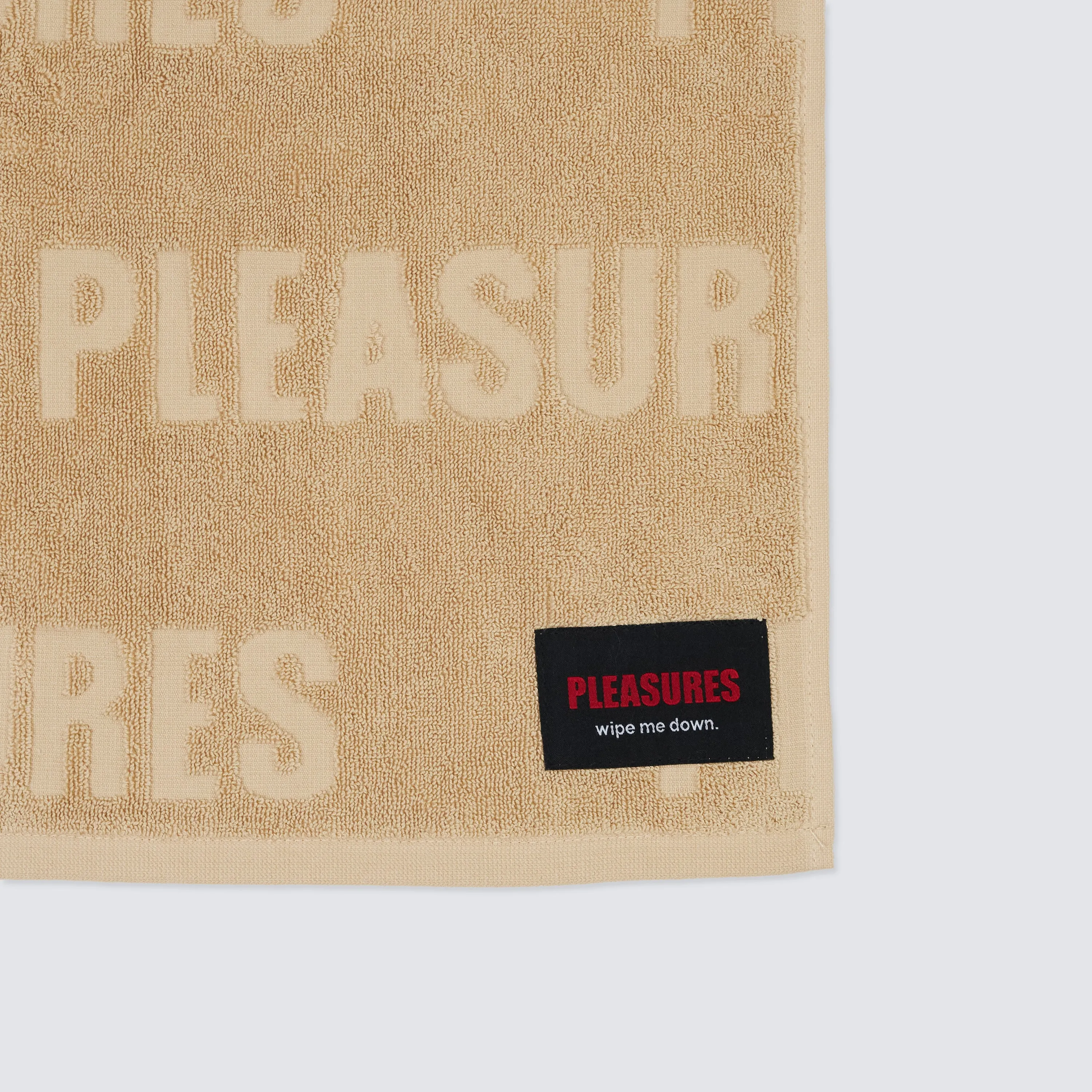 Pleasures Impact Bath Towel