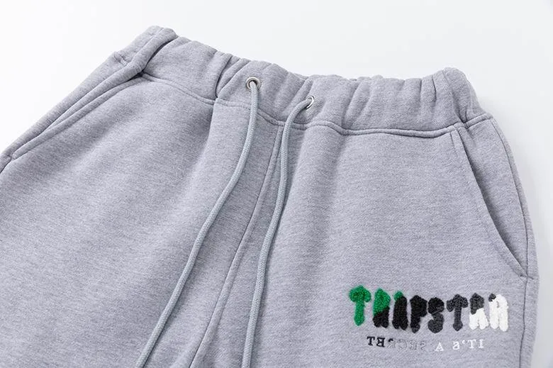 TRAPSTAR TRACKSUIT LOGO GREEN/GREY/WHITE *GREY/BLACK*