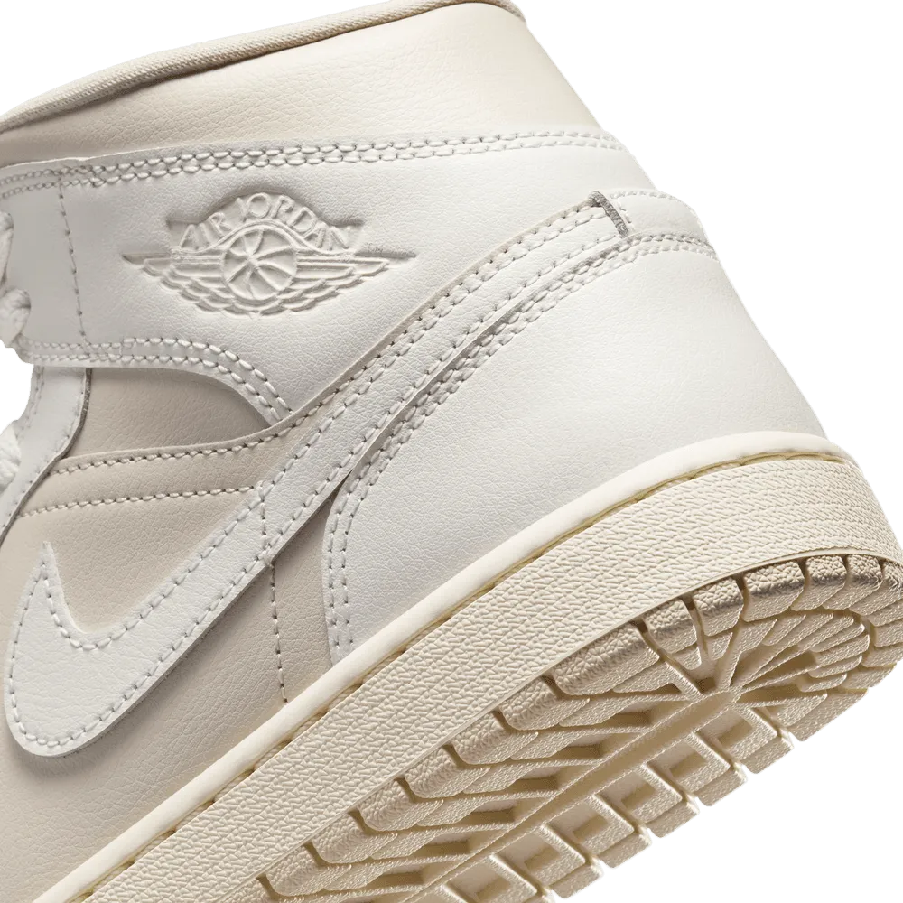 Women's Jordan Air Jordan 1 Mid